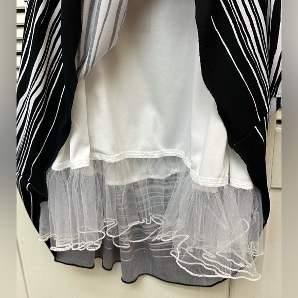 Jolie Belted Strapless Dress Size 12 - Picture 3 of 10